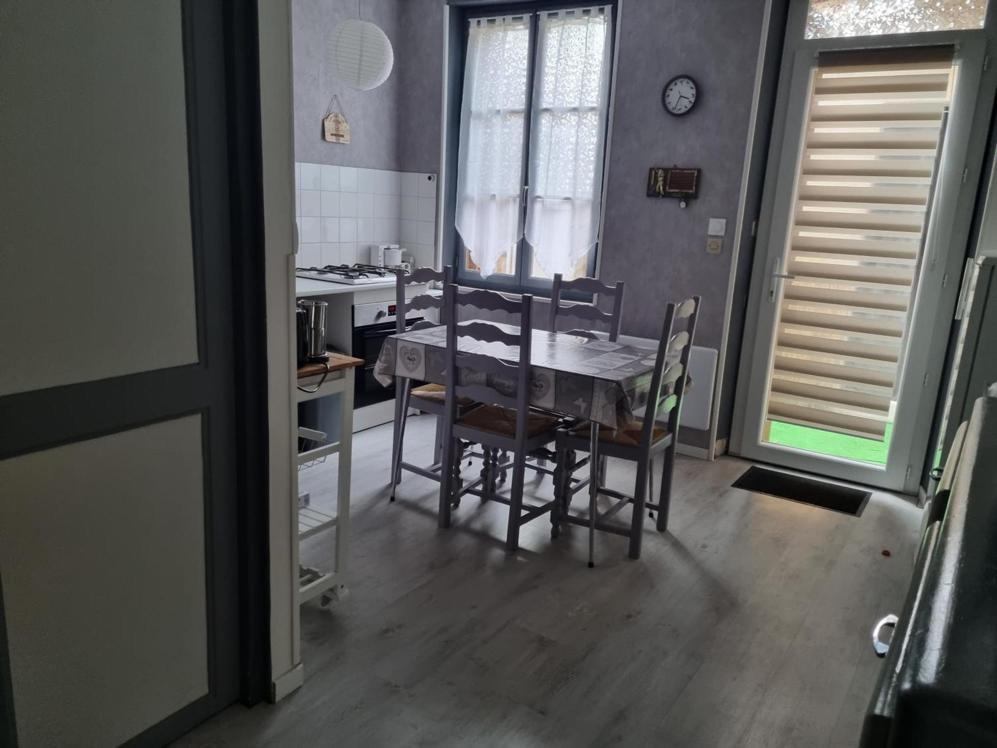 Centre Apartment *